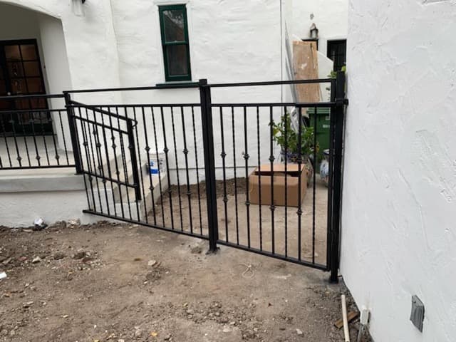 Metal gates & fencing project 1