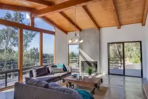 1781 Skyview Dr — image 2