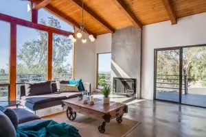 1781 Skyview Dr — image 3