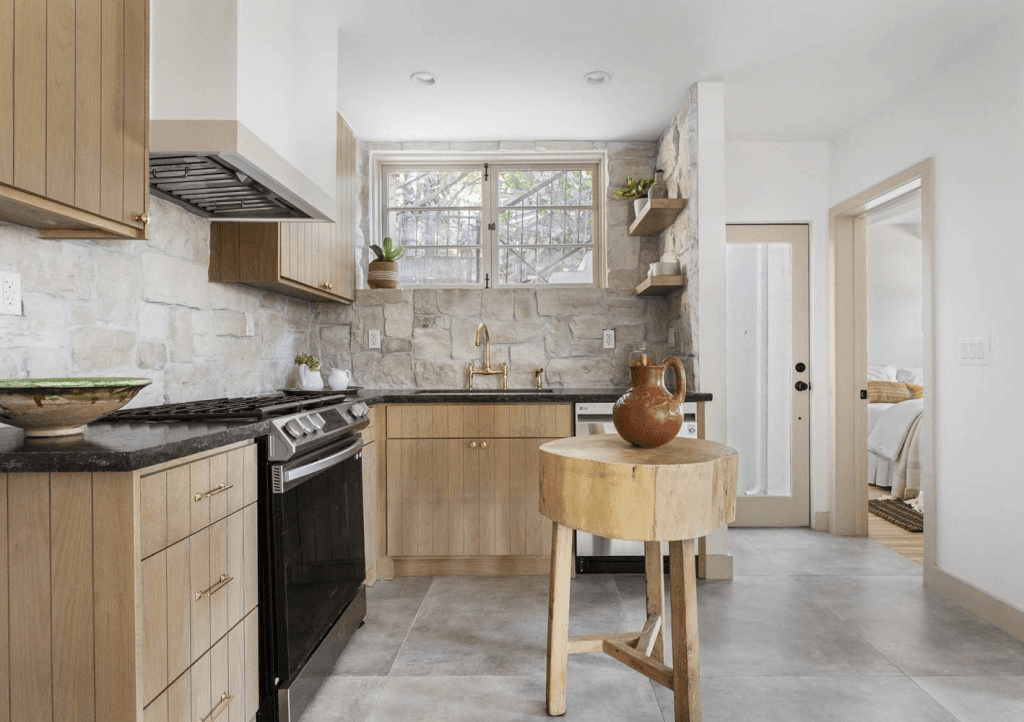 1825 Redesdale Avenue — image 4