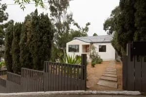 2121 Clifford St — image 1