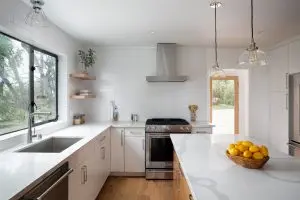 2121 Clifford St — image 9