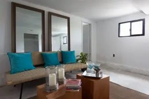 2121 Clifford St — image 13