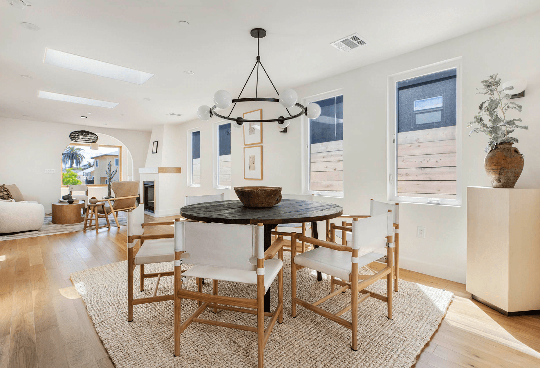 2355 Fernleaf Street — image 3