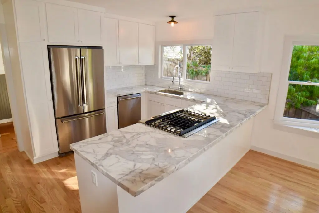 2456 Hidalgo Ave2456 Hidalgo Ave — image 2