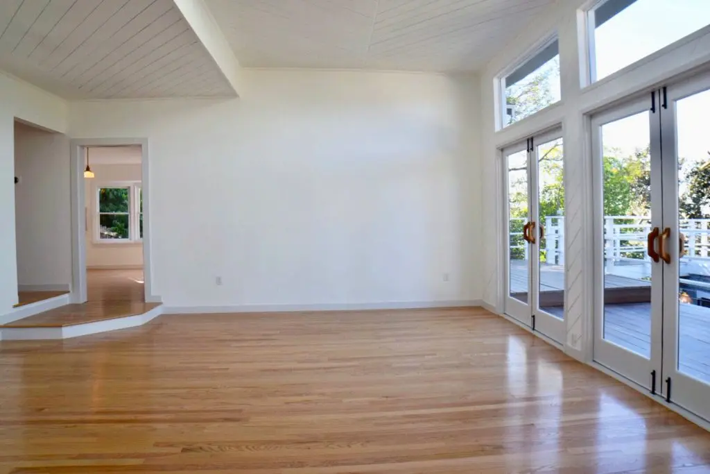 2456 Hidalgo Ave2456 Hidalgo Ave — image 4