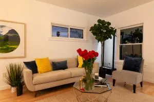 310 Neva Place — image 10