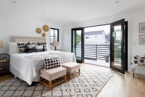 429 N Plymouth Blvd — image 11