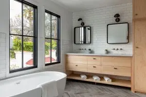 429 N Plymouth Blvd — image 14