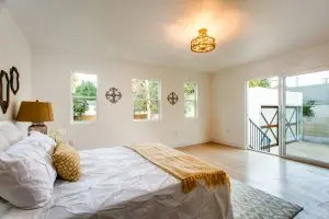 4727 Townsend Ave — image 10