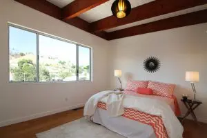 5048 Ladd Ave — image 2