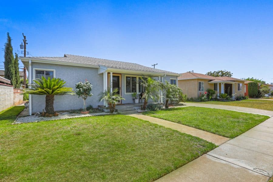 528 W Floral Dr — image 2