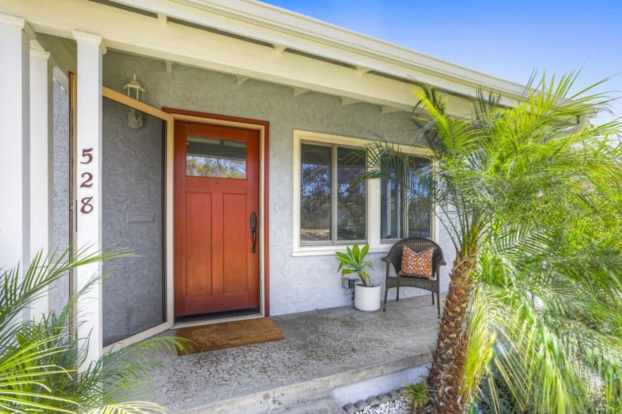 528 W Floral Dr — image 3