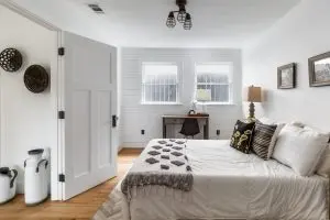 6059 Springvale Dr — image 12